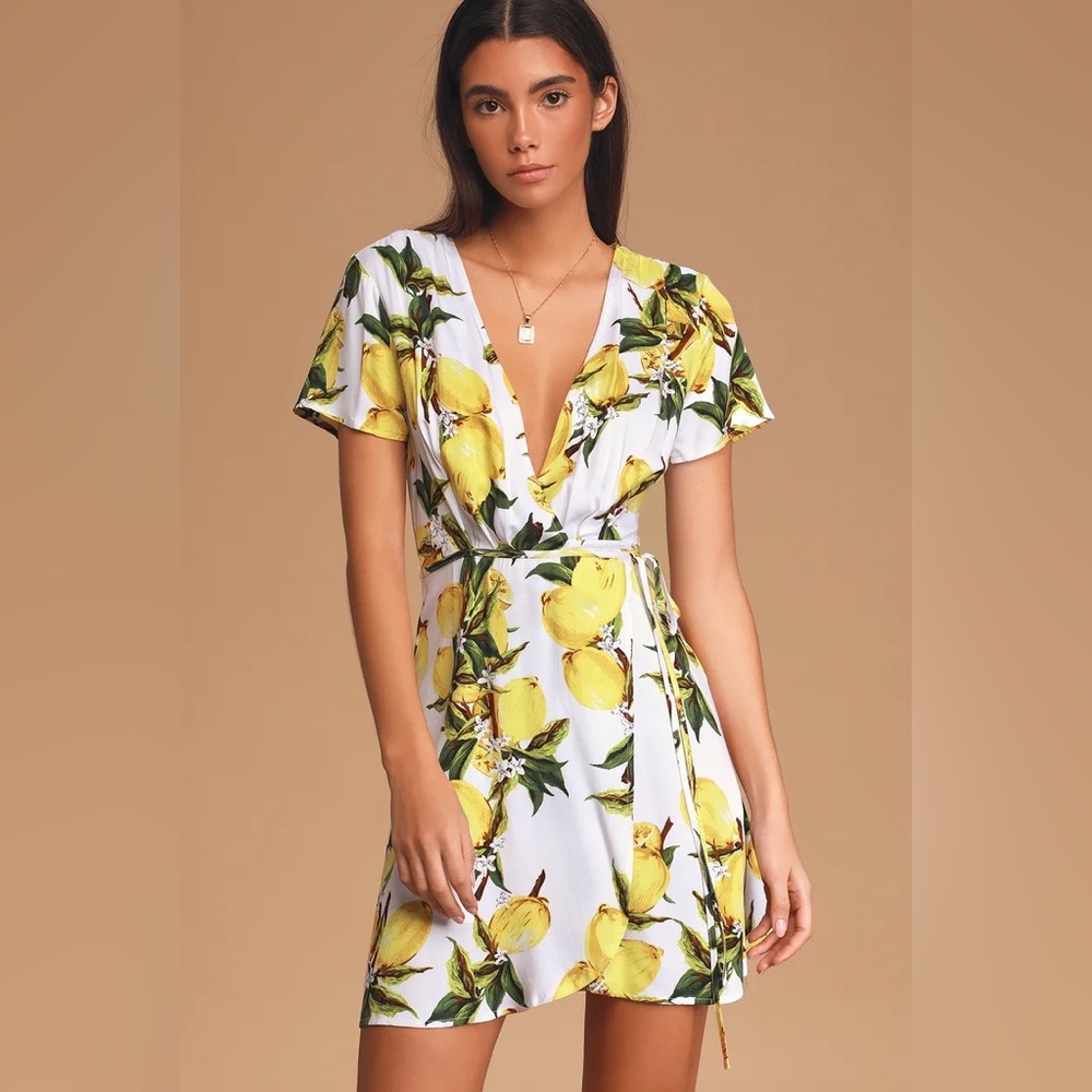 Lulus A La Tarte Lemon Print Dress